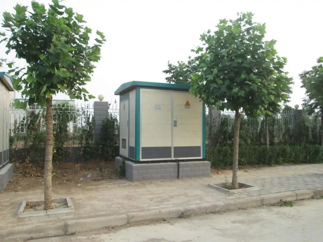 类乌齐1000KVA欧式箱式变压器